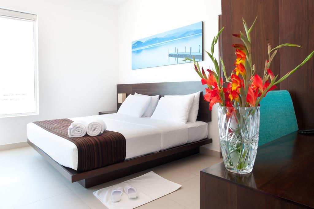 The Beach Apartments Negombo Room photo