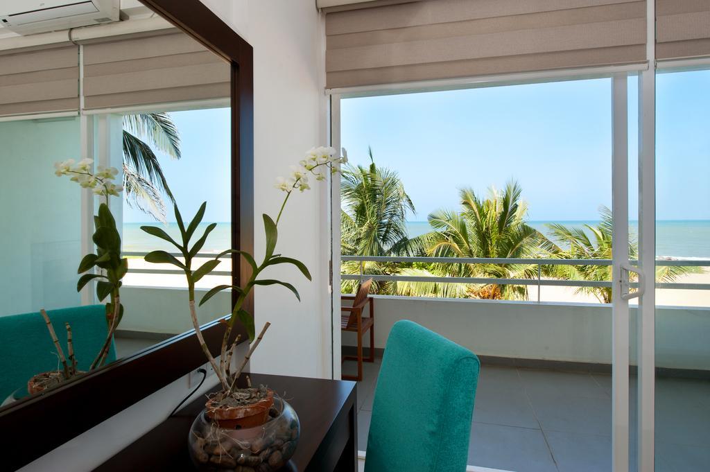 The Beach Apartments Negombo Room photo